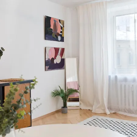 Beautiful & Cozy Next To Main Market 公寓